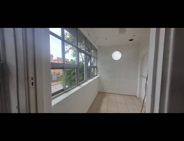 1.5 BEDROOM FLAT FOR SALE IN UMBILO